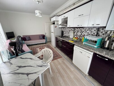 Peaceful Home with Center in Charming Çanakkale