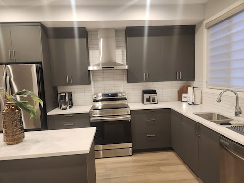 Brand New Beautiful Home with Electric Fireplace & Barbecue