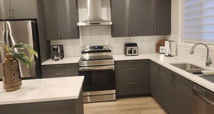 Brand New Beautiful Home with Electric Fireplace & Barbecue
