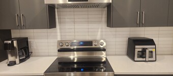 Brand New Beautiful Home with Electric Fireplace & Barbecue