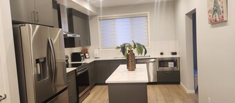 Brand New Beautiful Home with Electric Fireplace & Barbecue