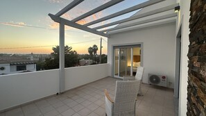 Terrace/patio - Villa Belinha A by Check-in Portugal (Quarteira)