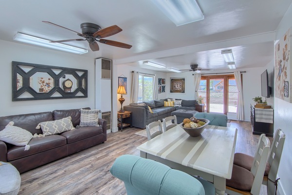 Circleville Vacation Rental | 4BR | 2.5BA | 1,600 Sq Ft | Stairs Required