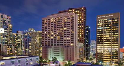 Marriott Vac Club, 1 BR SUITE, Kitchenette, Sleeps 4, 25min walk Conv. Ctr.