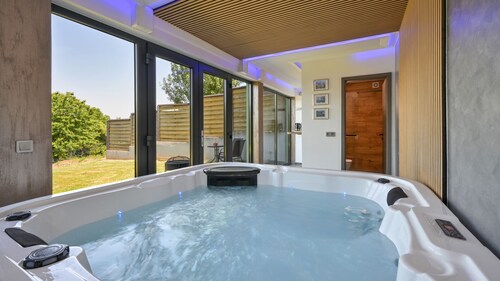 Villa Magic by Villas Guide