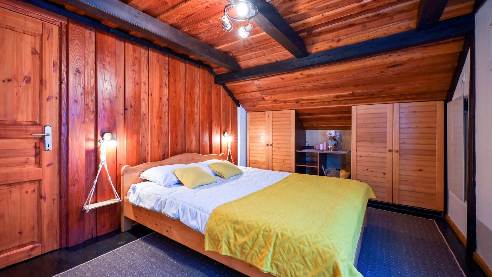 2 chambres, Wi-Fi gratuit, draps fournis