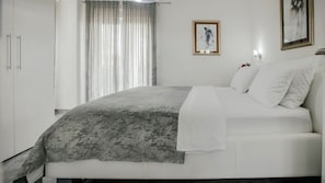 5 Schlafzimmer, Bügeleisen/Bügelbrett, kostenloses WLAN, Bettwäsche