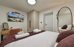 4 Schlafzimmer, Bügeleisen/Bügelbrett, kostenloses WLAN, Bettwäsche