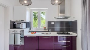 Fridge, microwave, oven, dishwasher