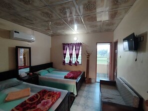 Deluxe Double Room, Mountain View - Maraying Thong Eco Resort (Alikadam)