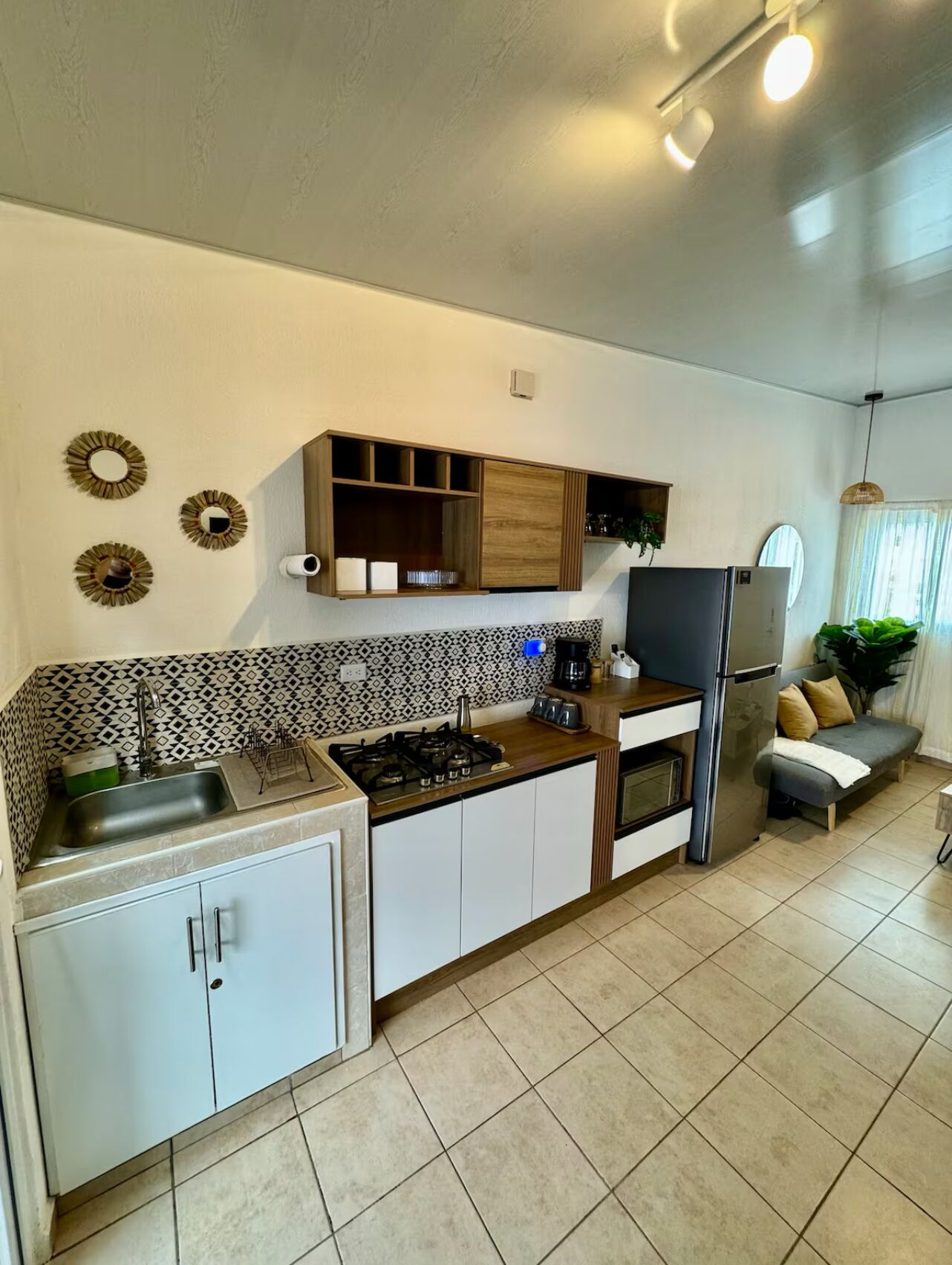 Microwave, stovetop