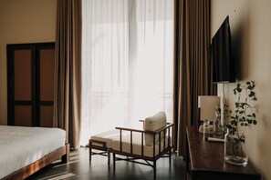 Chambre panoramique double, balcon | Fer et planche à repasser, accès au Wi-Fi (inclus)