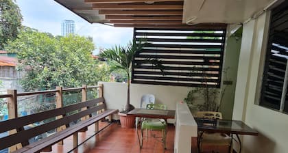 Affordable Room with Private Bath in Cebu City