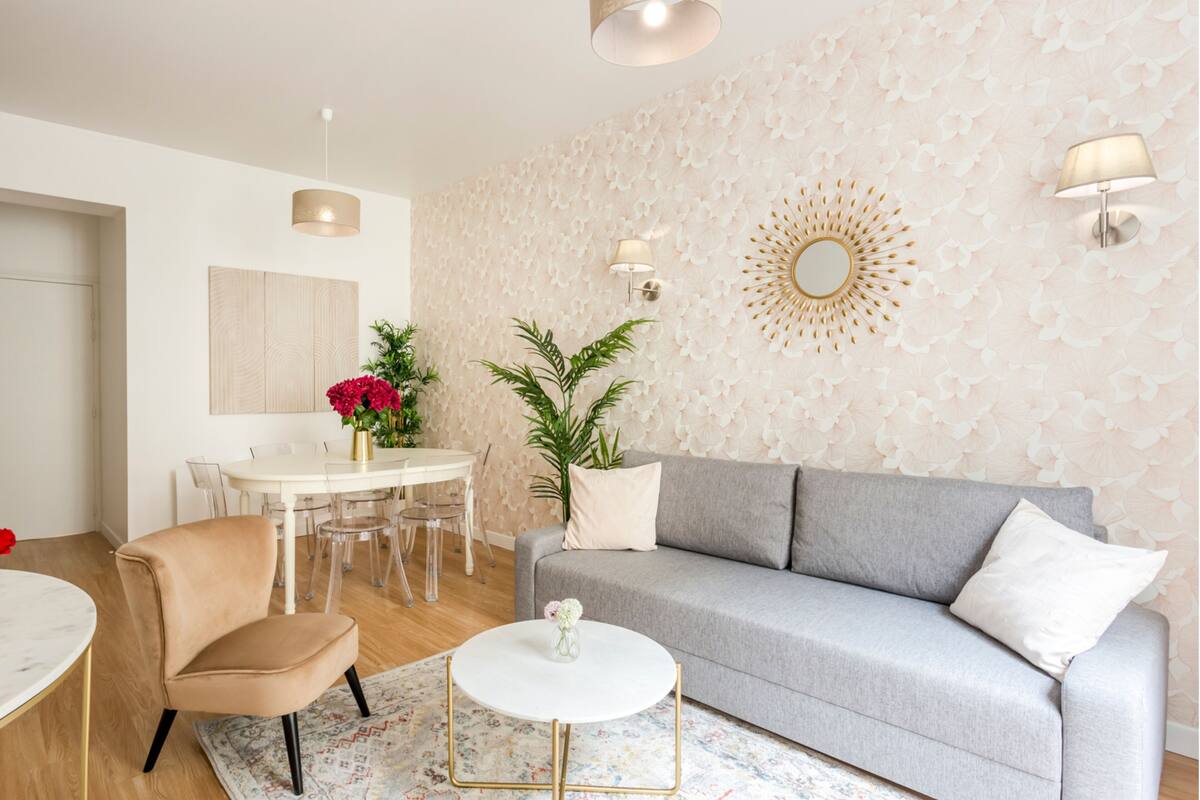 Apartment, City View | Living area