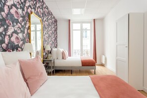 Appartement, vue ville | Literie hypoallergénique, surmatelas, décoration personnalisée