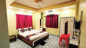 Super Deluxe Room | Free WiFi, bed sheets