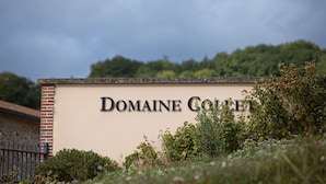 Een bordje voor Domaine Collet.