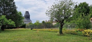 Exterior - Les Randonneuses (Marcilly-sur-Seine)