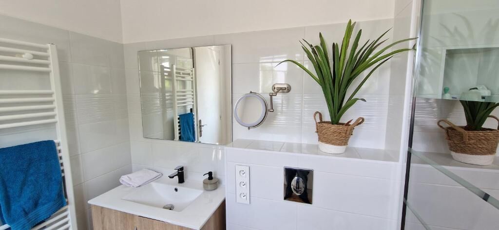 Shower, towels, soap, shampoo