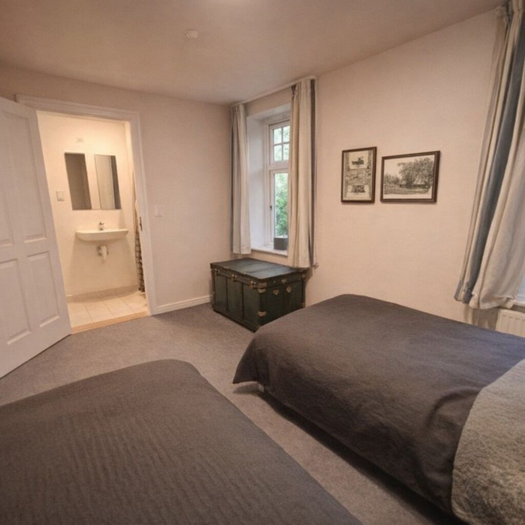 Comfort Twin Room | Hypo-allergenic bedding available, WiFi (free), individually decorated