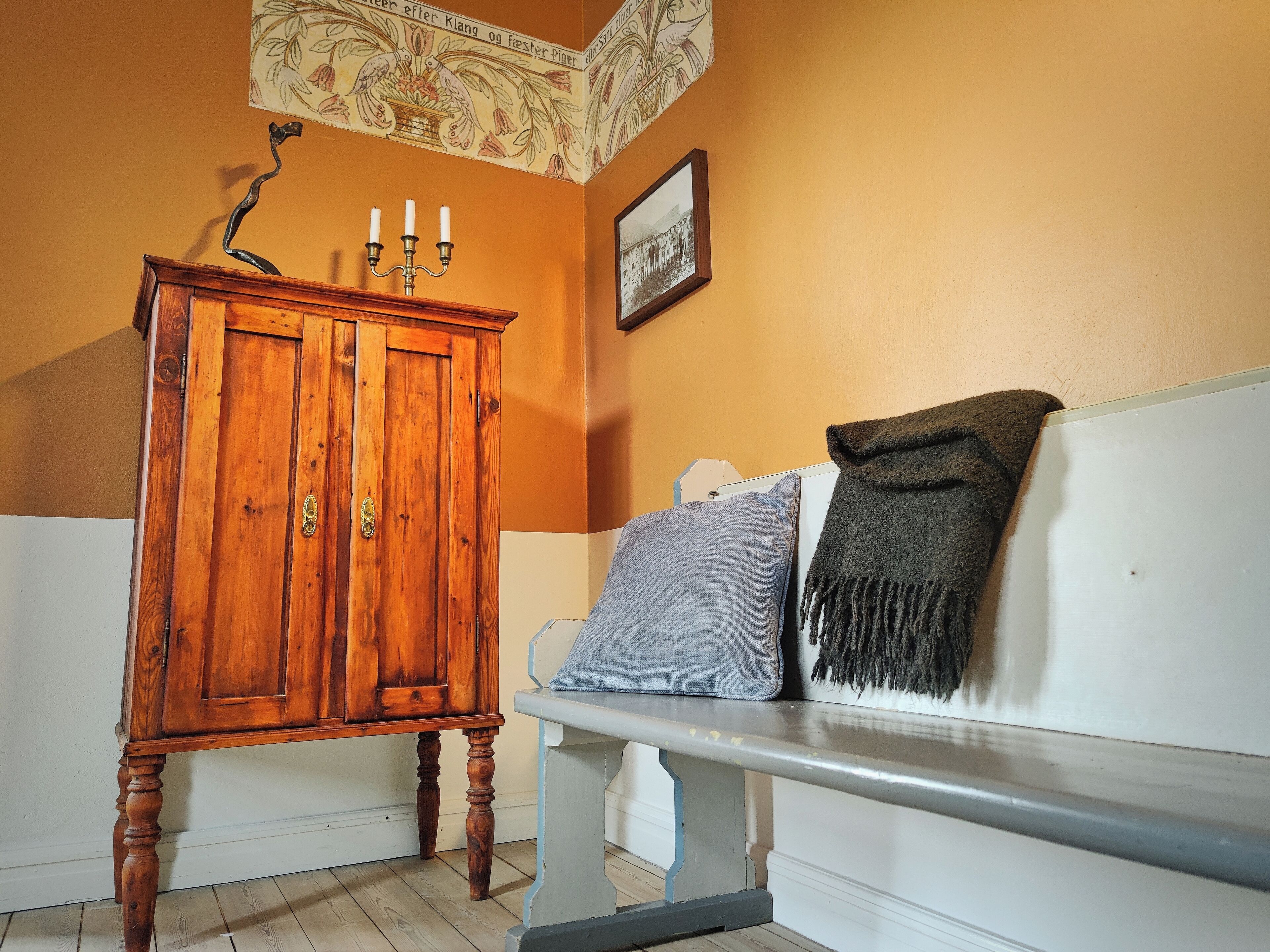Pintu masuk interior