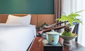 Business Double Room | Blackout curtains, free WiFi - Le Peng hotel (Tianjin)