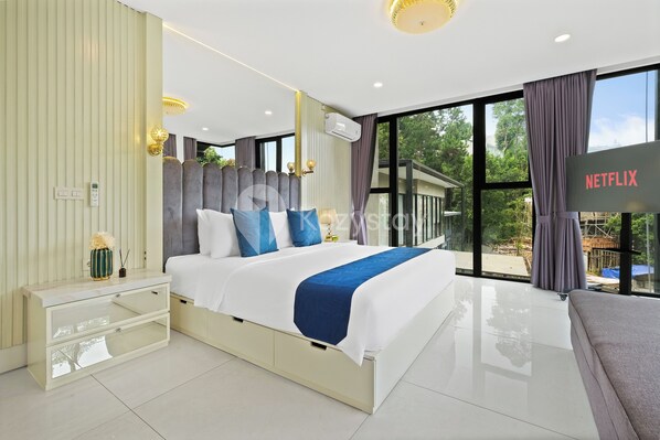 Villa, 4 Bedrooms, City View