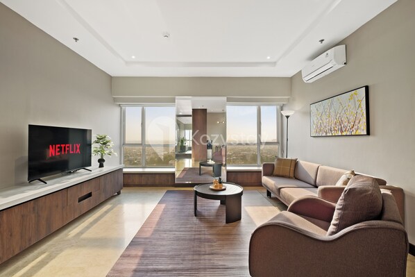 Apartment, 2 Bedrooms, City View | Living area | Flat-screen TV - Brillo by Kozystay - Senayan (Jakarta)