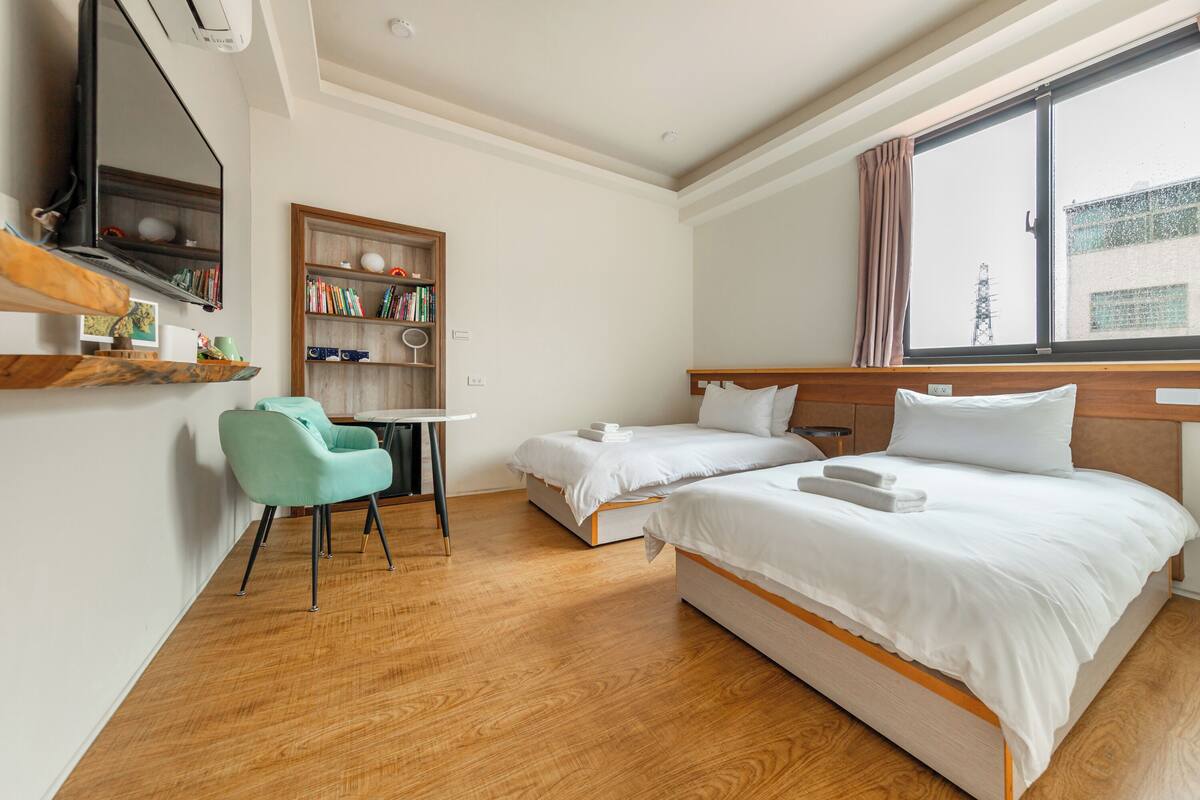 Wifi gratis y ropa de cama