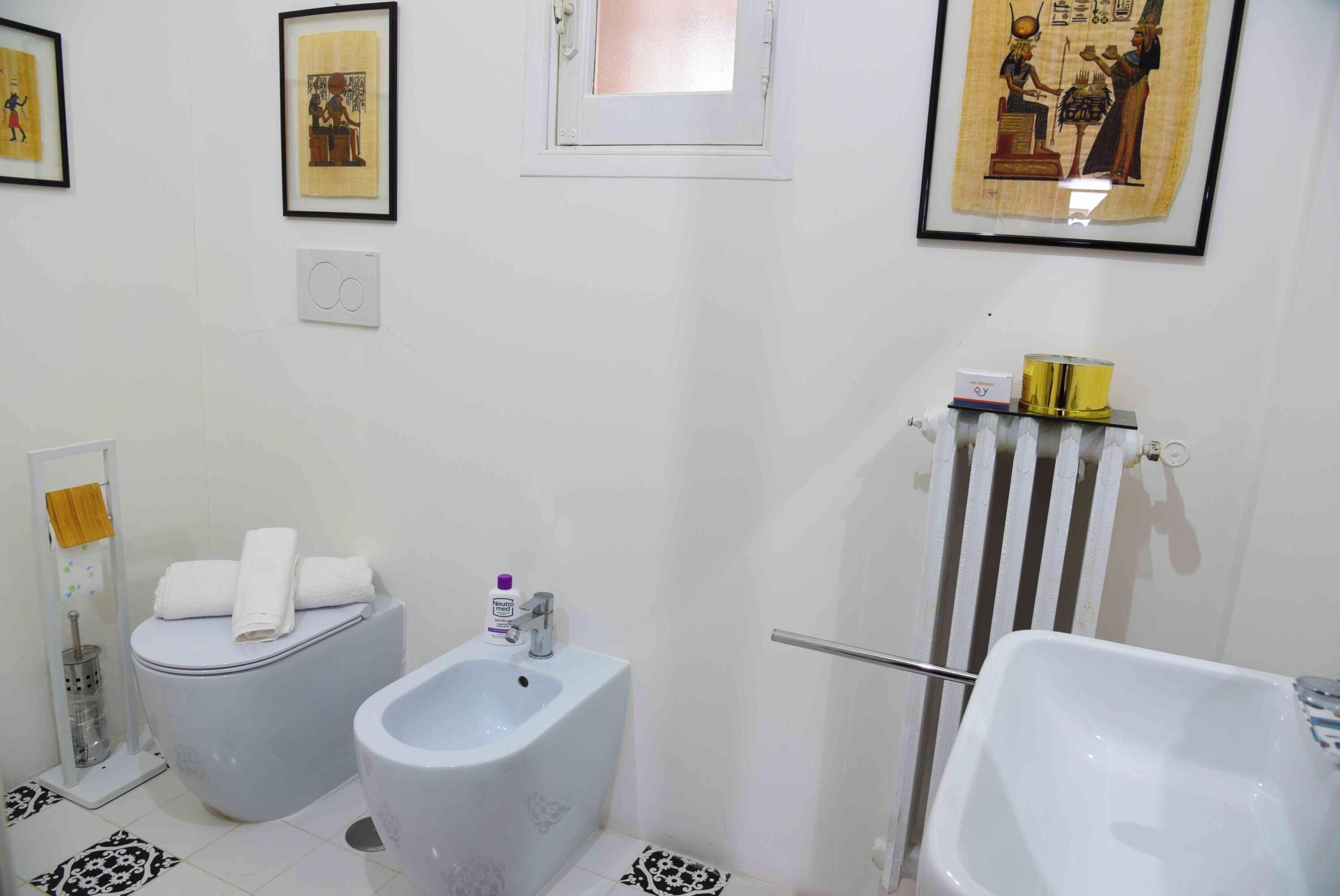 Familienvilla, Mehrere Schlafzimmer (Dimora San Pancrazio) | Badezimmer | Dusche, Bidet, Handtücher, Seife