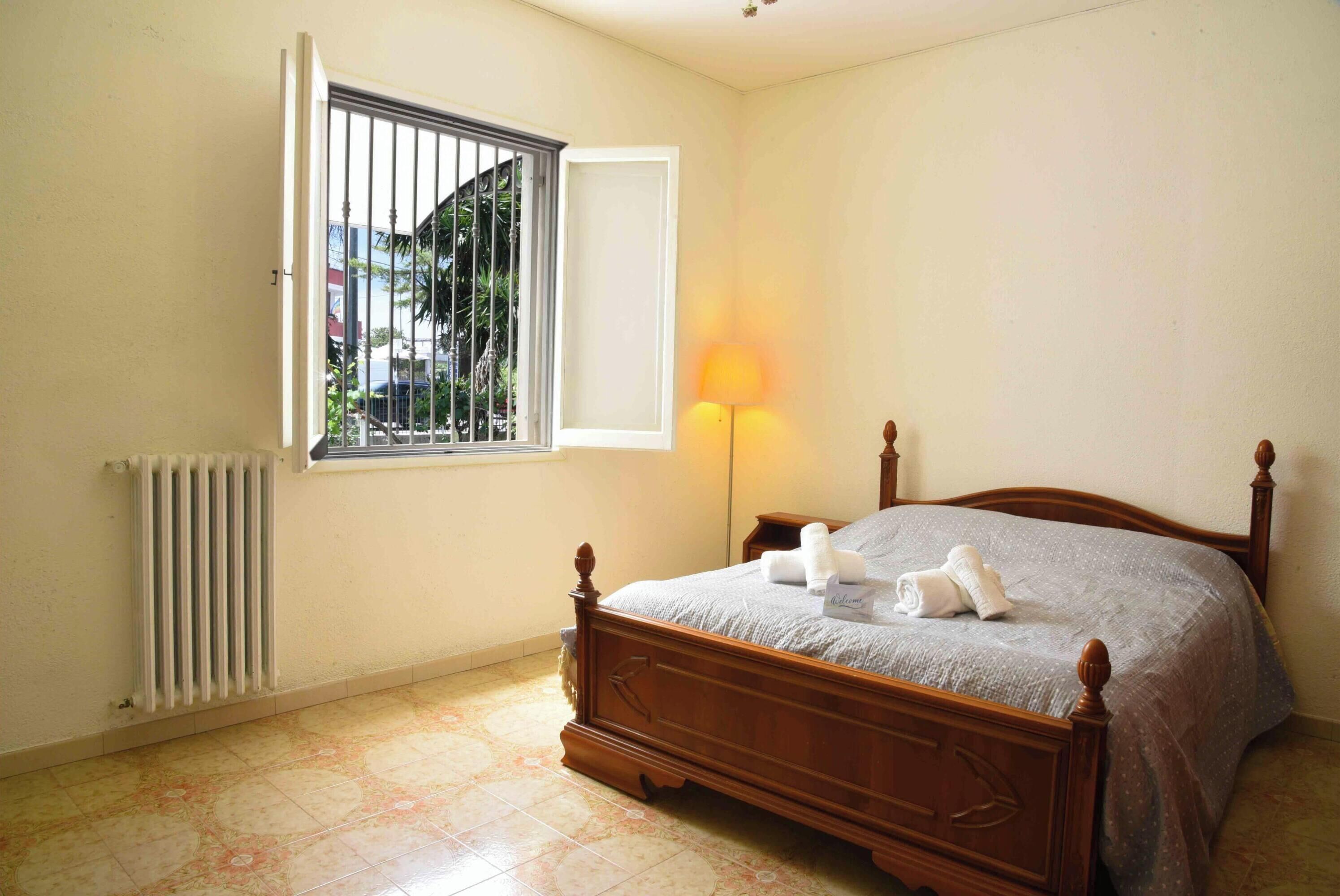 3 habitaciones, wifi gratis y ropa de cama 