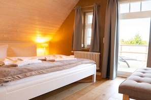 4 chambres, fer et planche à repasser, accès Internet, draps fournis