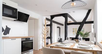 Familienfreundliche, neue & moderne Ferienwohnung nahe Phantasialand & Köln