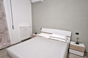3 bedrooms - SE158 - Senigallia, three-room apartment in the center with air conditioning (Senigallia)