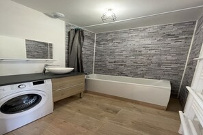 Een douche, een haardroger