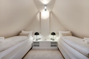 2 bedrooms, iron/ironing board, WiFi, bed sheets - Ameland, App. 15, Germany (Sylt)