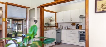 MARGARETS PLACE - Character filled cottage in Heart of Gloucester