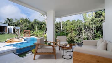 Deluxe Villa | Terrace/patio
