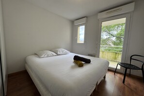 2 bedrooms