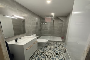 Ducha y secador de pelo