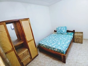 Standard Double Room | Desk, laptop workspace, free WiFi, wheelchair access