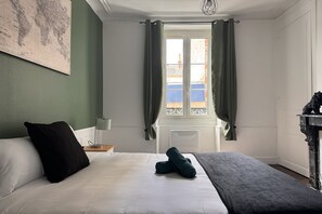 1 bedroom, iron/ironing board, internet