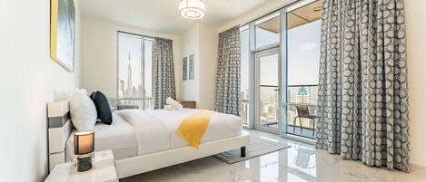 3 bedrooms, in-room safe, iron/ironing board, free WiFi