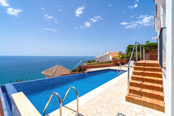 Pool - Villa Prime Seaview by Casasol (Nerja)