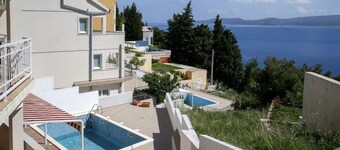 Mimicetraum vacation complex with swimming pool, dog welcome, sea view