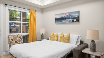 Desk, iron/ironing board, WiFi (free), bed sheets