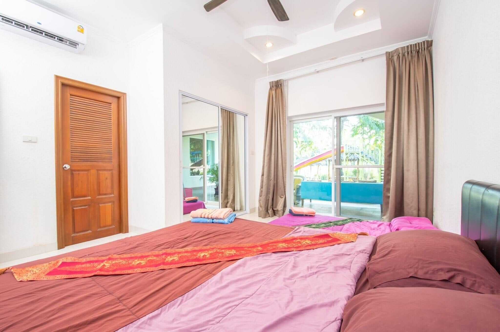 7 bedrooms