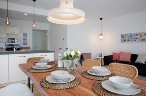 Dining - Holiday Home 'Moos' with Private Terrace, Shared Garden and Wi-Fi (Wasserburg)
