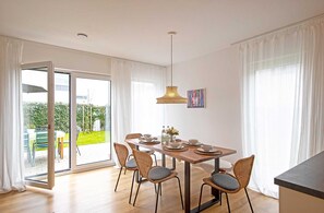 Dining - Holiday Home 'Moos' with Private Terrace, Shared Garden and Wi-Fi (Wasserburg)