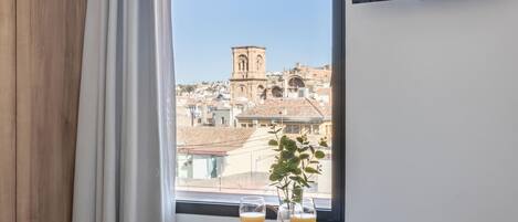 1 chambre, fer et planche à repasser, lit parapluie, Wi-Fi gratuit